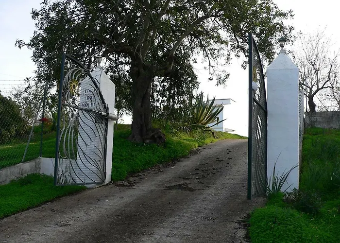 Вилла Quinta Toca Do Mocho Quelfes